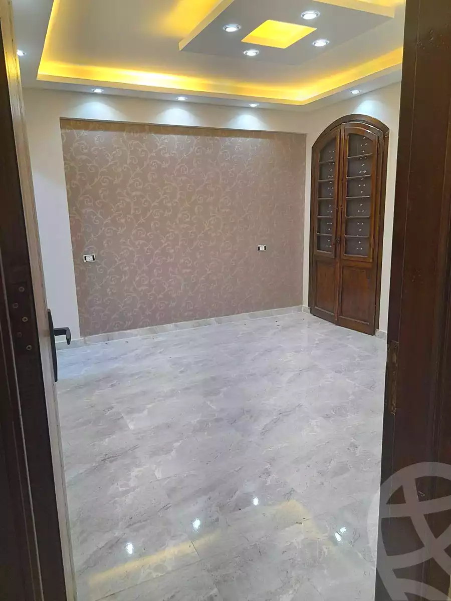 https://aqarmap.com.eg/en/listing/6782979-for-sale-alexandria-l-jmy-lbytsh-bianchiii-street-11
