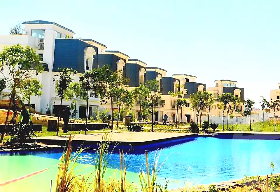 https://aqarmap.com.eg/ar/listing/6782990-for-sale-cairo-6th-of-october-compounds-mountain-view-chillout-park-mountain-view-lakeside