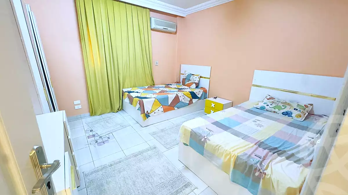 https://aqarmap.com.eg/ar/listing/6783437-for-rent-cairo-6th-of-october-el-ahyaa-neighborhood-1st