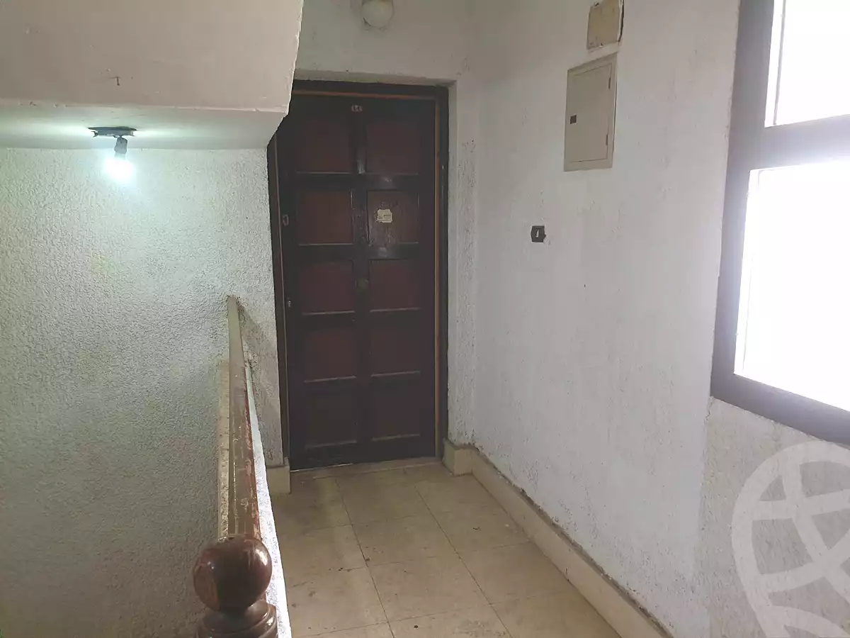 https://aqarmap.com.eg/ar/listing/6783654-for-sale-cairo-el-sheikh-zayed-city-el-hay-elawel-street-10