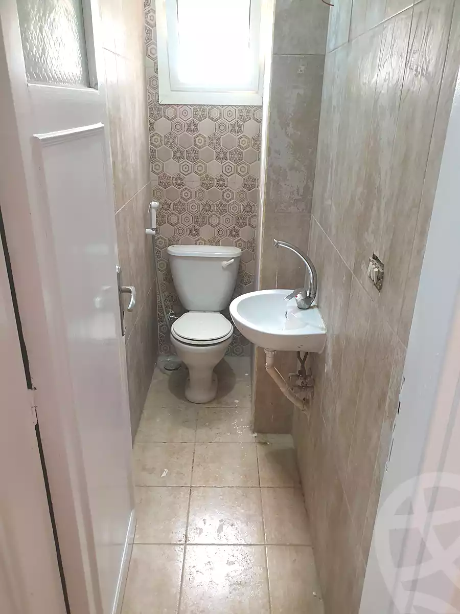 https://aqarmap.com.eg/ar/listing/6783654-for-sale-cairo-el-sheikh-zayed-city-el-hay-elawel-street-10