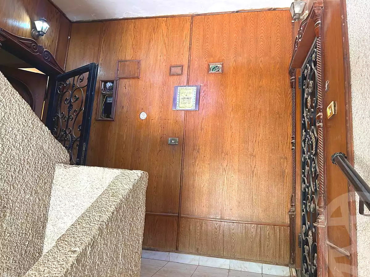 https://aqarmap.com.eg/ar/listing/6783669-for-sale-cairo-6th-of-october-el-ahyaa-neighborhood-1st-eighth-neighborhood