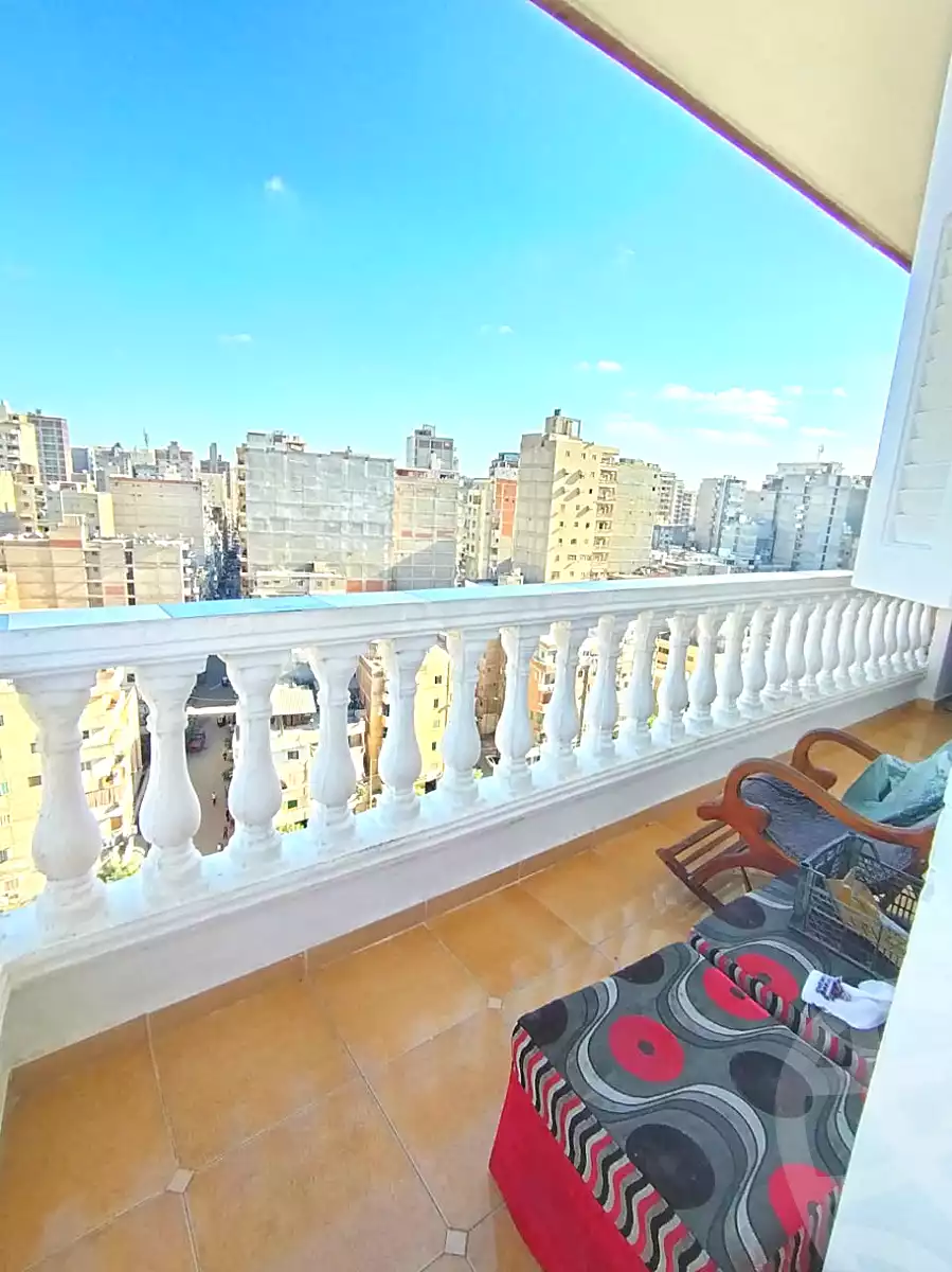 https://aqarmap.com.eg/ar/listing/6783821-for-sale-alexandria-sydy-bshr-sydy-bshr-bhry-khalil-hamada-st