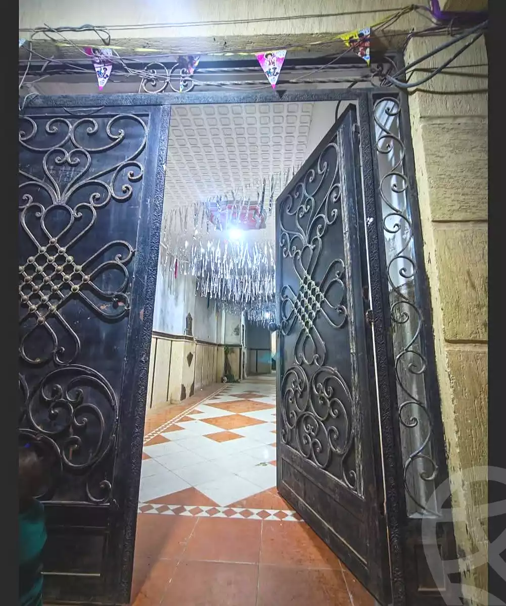 https://aqarmap.com.eg/ar/listing/6783835-for-sale-alexandria-l-jmy-el-hanouvel-al-asdakaa-st