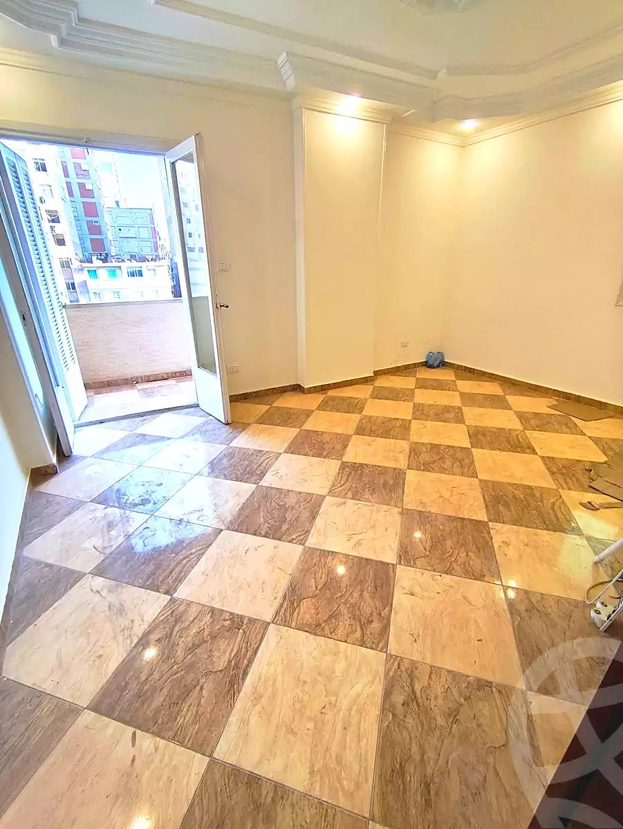https://aqarmap.com.eg/en/listing/6783844-for-sale-alexandria-el-asafra-l-sfr-bhry