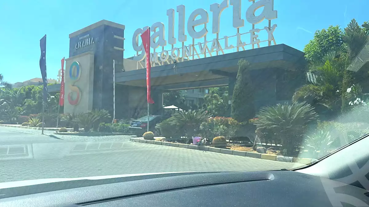 https://aqarmap.com.eg/en/listing/6783885-for-sale-cairo-new-cairo-compounds-galleria-moon-valley-compound-arabia