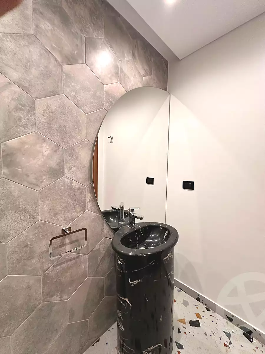 https://aqarmap.com.eg/en/listing/6783885-for-sale-cairo-new-cairo-compounds-galleria-moon-valley-compound-arabia