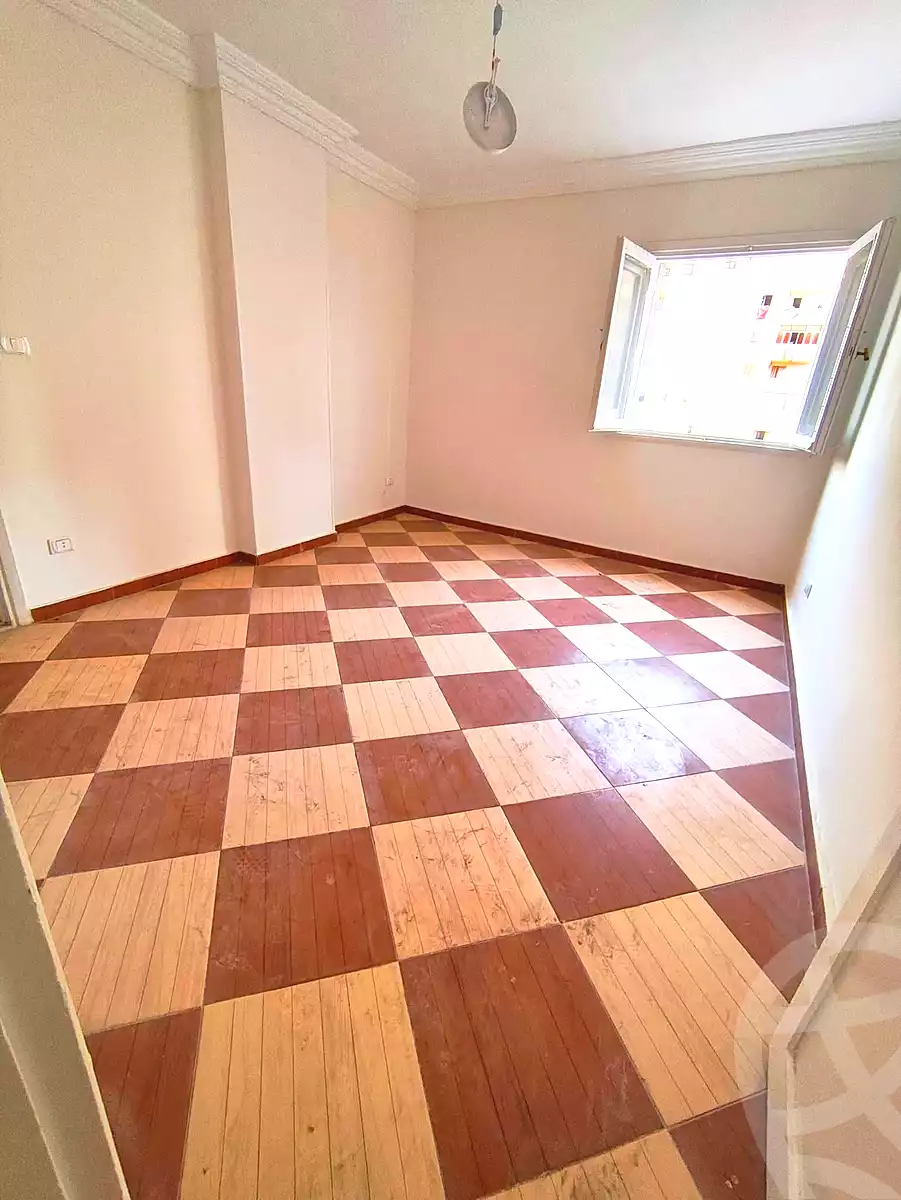 https://aqarmap.com.eg/en/listing/6783961-for-sale-alexandria-el-asafra-l-sfr-bhry
