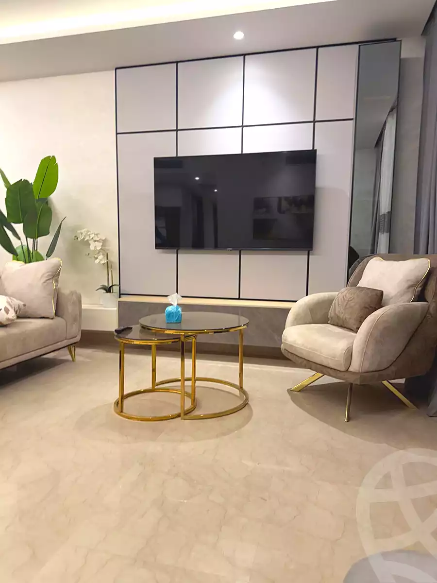 https://aqarmap.com.eg/ar/listing/6784741-for-sale-cairo-el-sheikh-zayed-city-compounds-zyd-wr-llttwyr-park-towers-zed-el-sheikh-zayed-compound