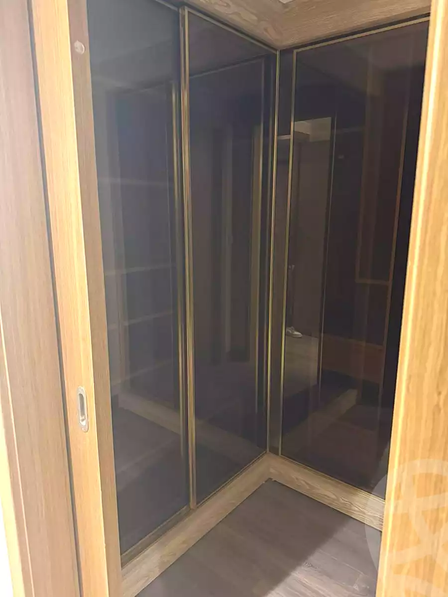 https://aqarmap.com.eg/ar/listing/6784742-for-sale-cairo-el-sheikh-zayed-city-compounds-zyd-wr-llttwyr-z-tower