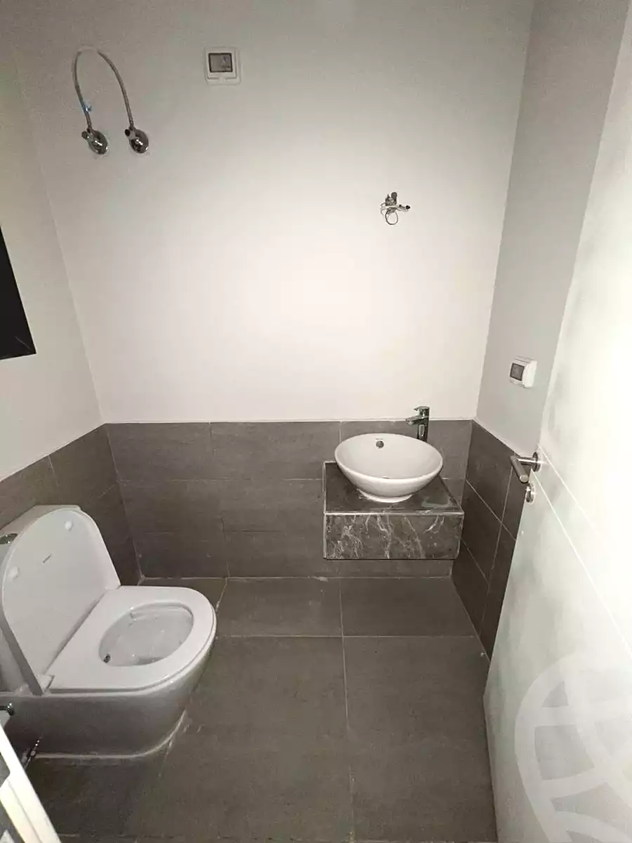 https://aqarmap.com.eg/ar/listing/6785115-for-rent-cairo-6th-of-october-hadaeq-october-kmbwnd-fy-hdyq-ktwbr-o-west-tulwa-o-west