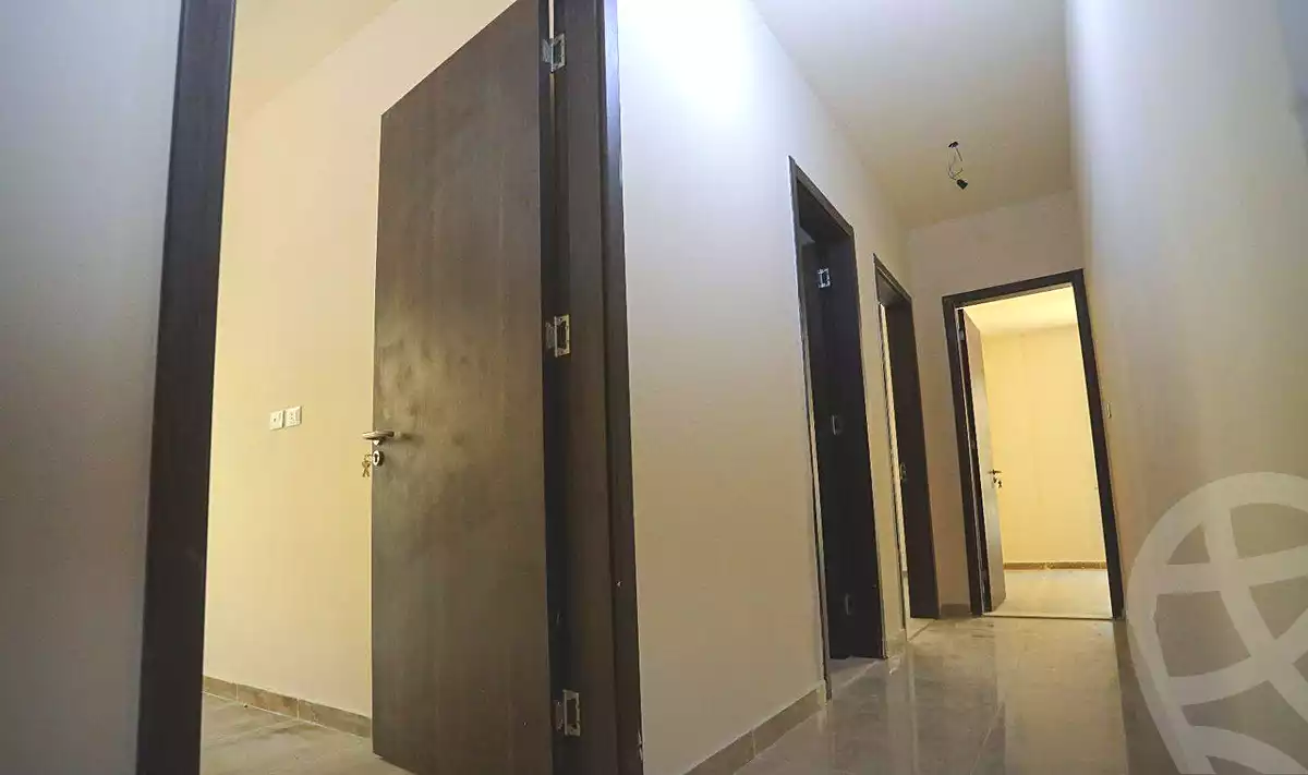 https://aqarmap.com.eg/ar/listing/6785328-for-sale-cairo-new-administrative-capital-r8-de-joya-4-compound-taj-misr