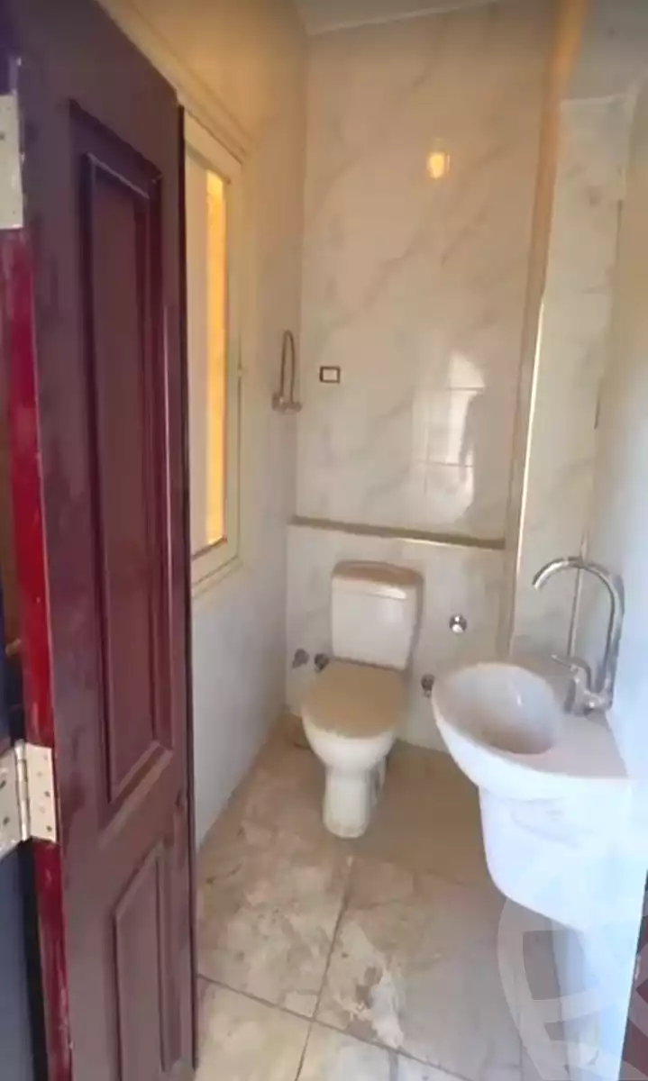 https://aqarmap.com.eg/ar/listing/6785557-for-sale-cairo-ljyz-shareaa-morad  charel degol