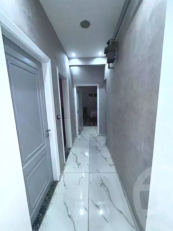 https://aqarmap.com.eg/ar/listing/6785623-for-sale-cairo-ljyz-shareaa-morad  charel degol