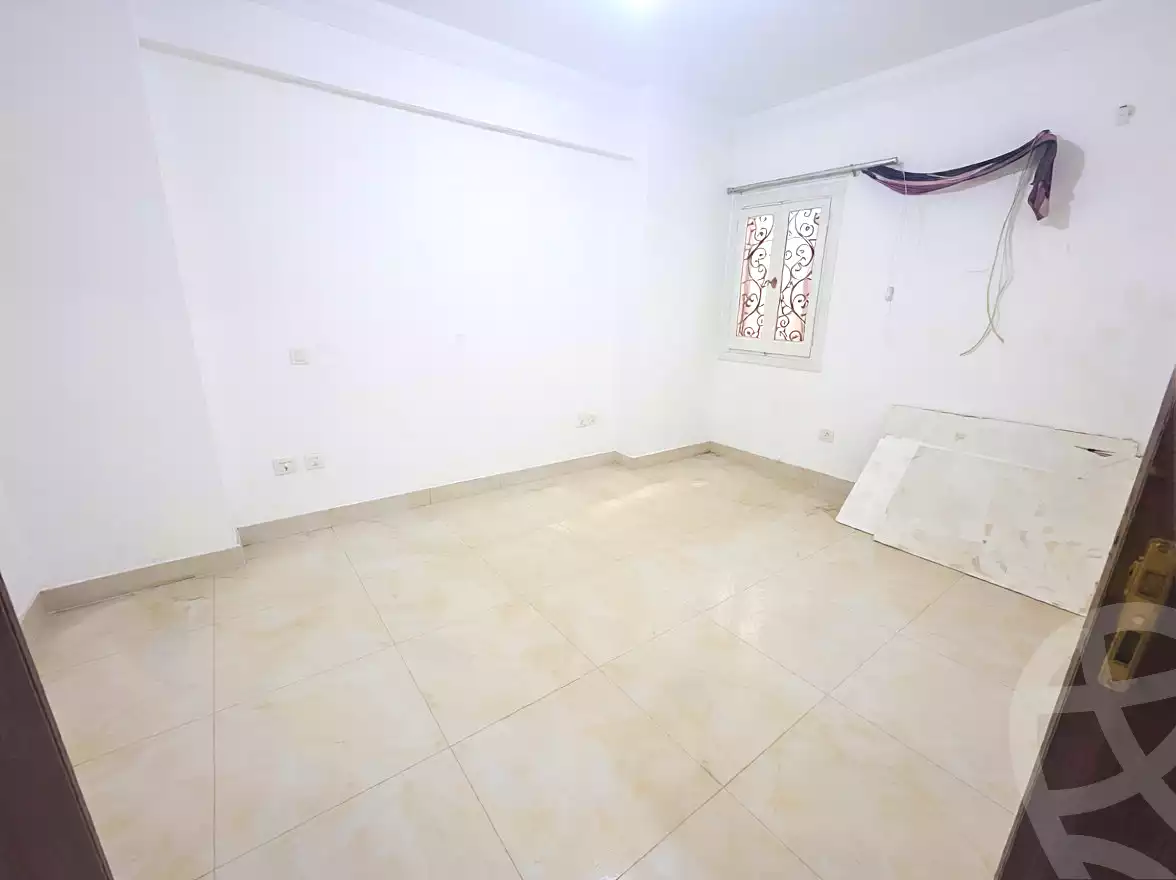 https://aqarmap.com.eg/en/listing/6786002-for-sale-alexandria-camp-cesar-port-said-street