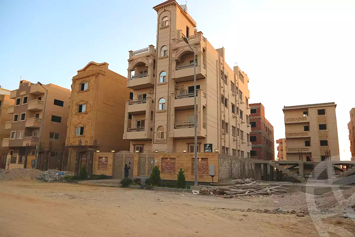 https://aqarmap.com.eg/en/listing/6786114-for-sale-cairo-6th-of-october-el-tawsaat-el-shamalya-hy-2000-qt