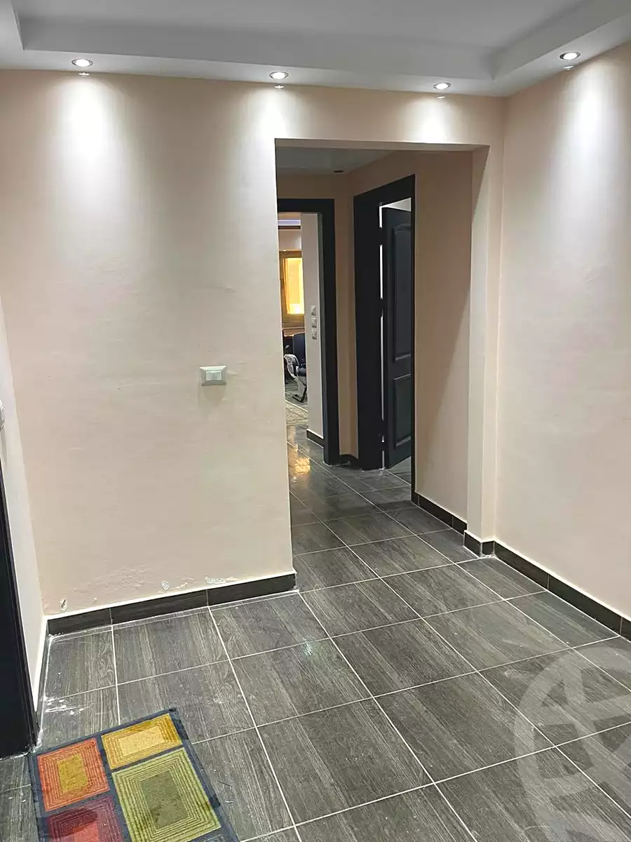 https://aqarmap.com.eg/ar/listing/6786179-for-rent-cairo-6th-of-october-el-ahyaa-neighborhood-2nd