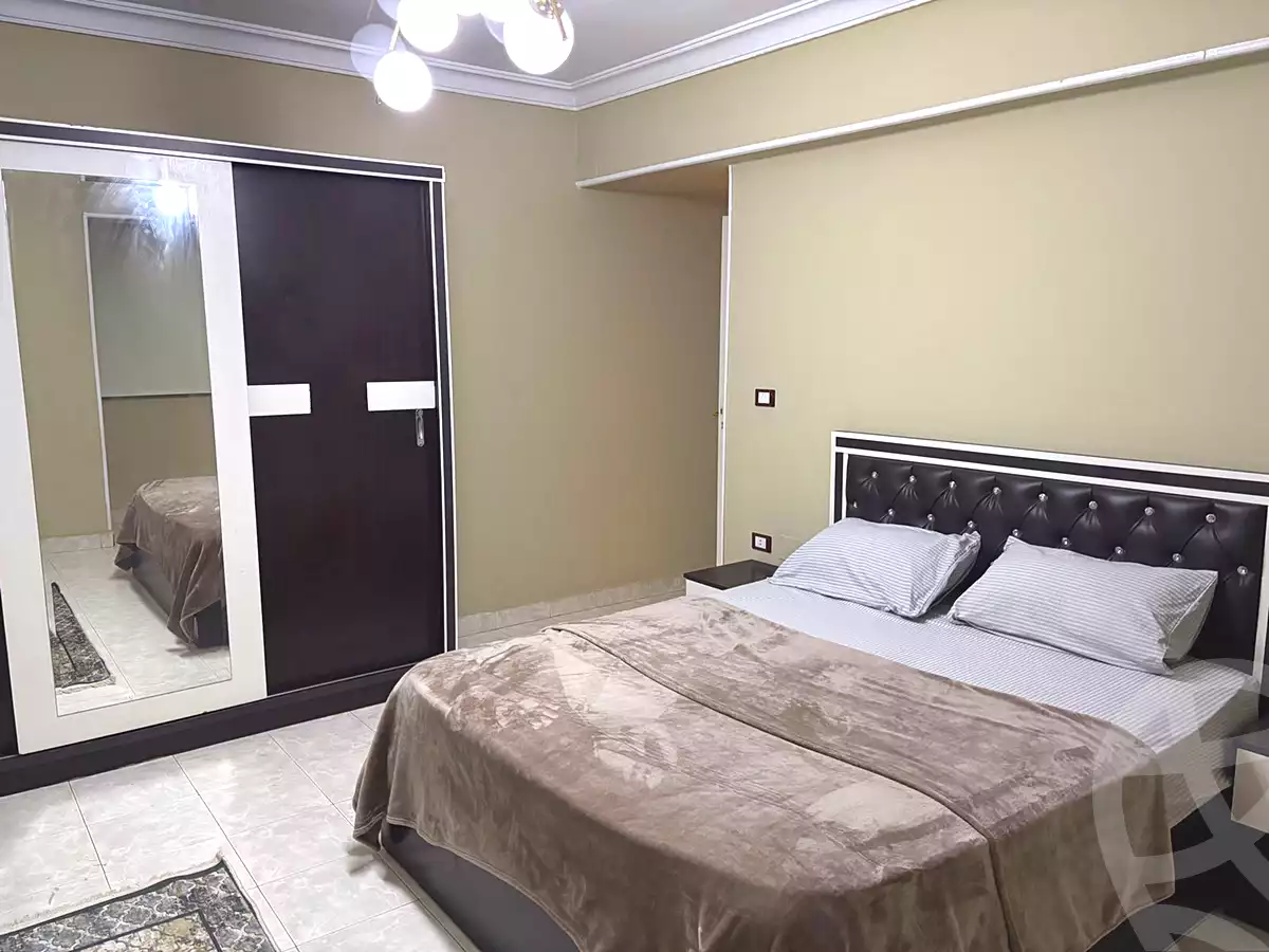 https://aqarmap.com.eg/ar/listing/6786283-for-rent-cairo-6th-of-october-el-ahyaa-neighborhood-2nd