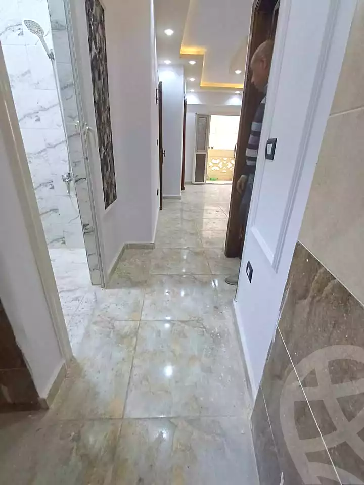 https://aqarmap.com.eg/ar/listing/6786829-for-sale-alexandria-sydy-bshr-sydy-bshr-bhry-shr-mhmwd-l-yswy