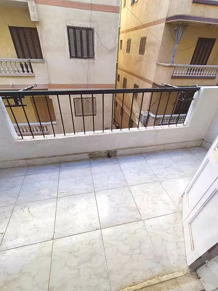 https://aqarmap.com.eg/ar/listing/6786850-for-sale-alexandria-l-jmy-bw-ywsf-hosni-mubarak-st