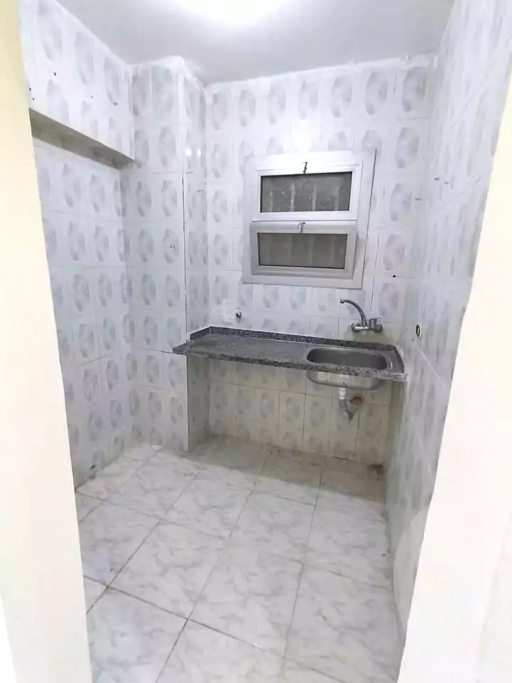 https://aqarmap.com.eg/ar/listing/6786850-for-sale-alexandria-l-jmy-bw-ywsf-hosni-mubarak-st