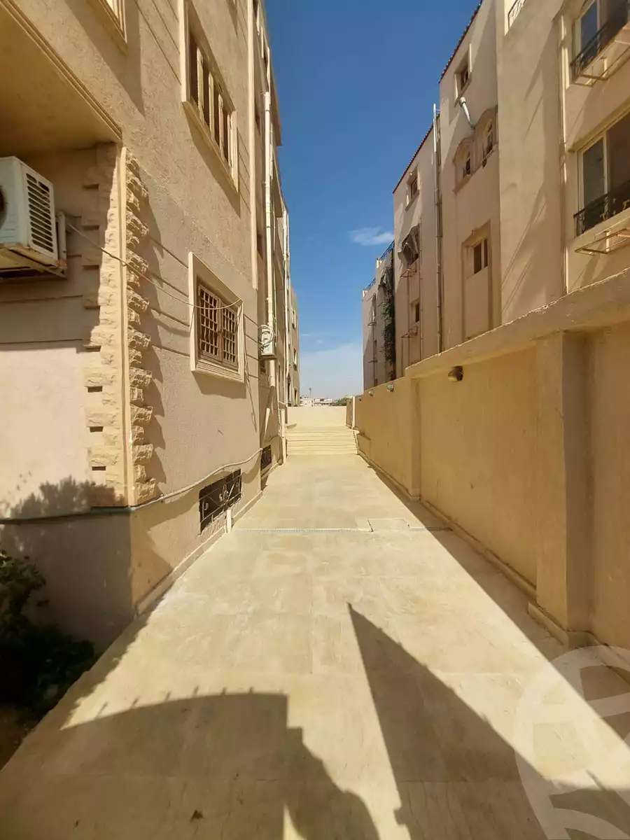https://aqarmap.com.eg/ar/listing/6786852-for-sale-cairo-el-shorouk-lmntq-lthmn-neighbourhood-1