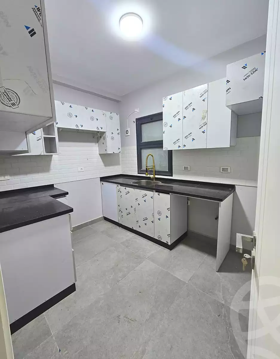 https://aqarmap.com.eg/ar/listing/6787960-for-rent-cairo-el-sheikh-zayed-city-compounds-kmbwnd-fyldj-wyst-dr-llttwyr