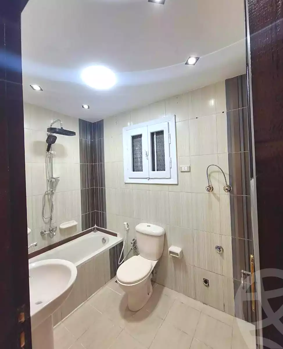 https://aqarmap.com.eg/ar/listing/6787985-for-sale-alexandria-sydy-bshr-sydy-bshr-bhry-shr-mhmwd-l-yswy