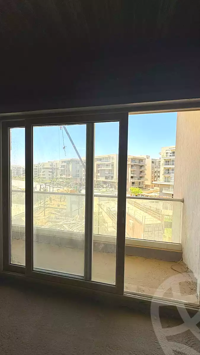 https://aqarmap.com.eg/ar/listing/6788003-for-sale-cairo-new-cairo-compounds-mwntn-fyw-y-syty-club-park-mountain-view-icity