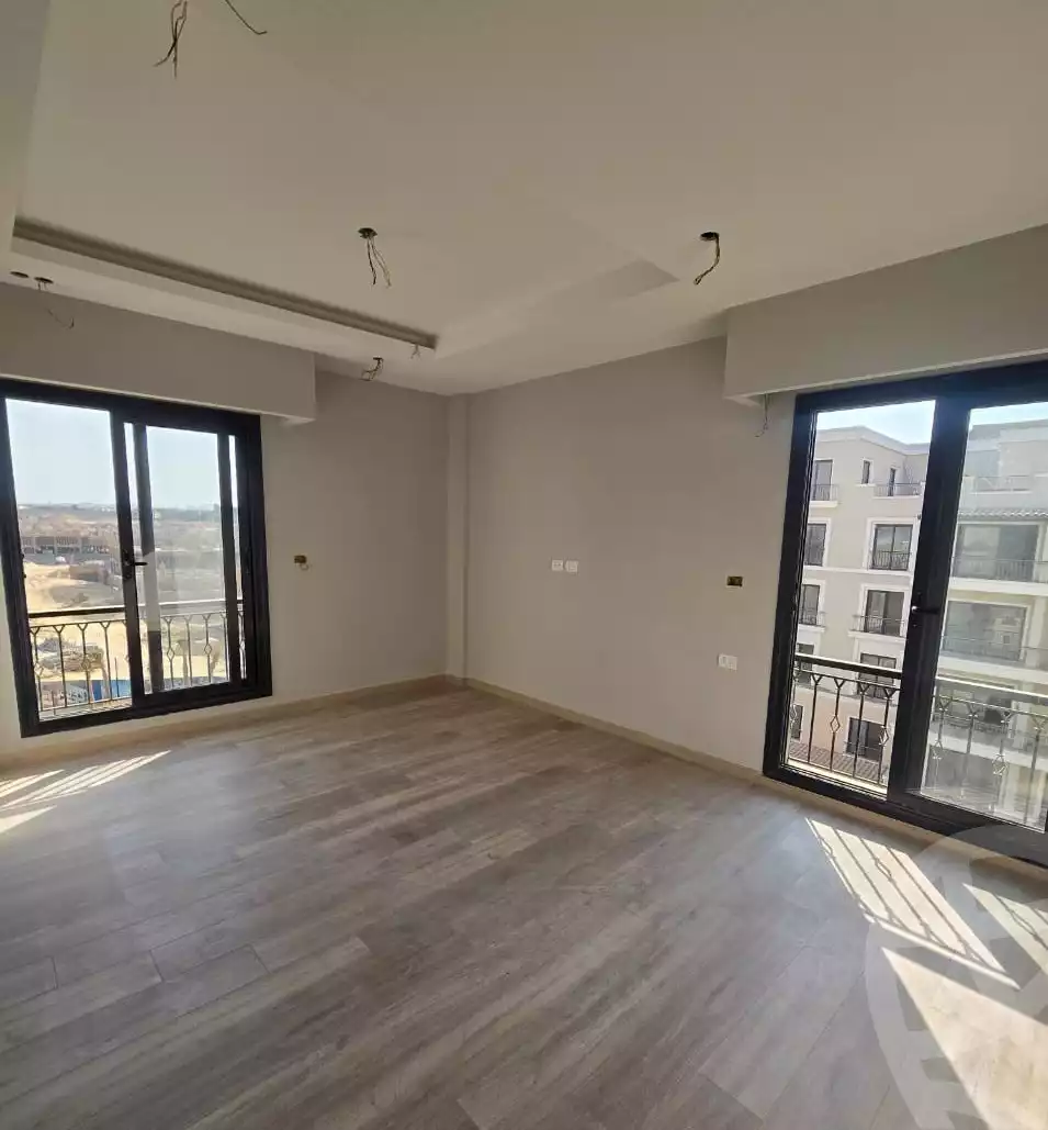 https://aqarmap.com.eg/ar/listing/6788037-for-rent-cairo-el-sheikh-zayed-city-compounds-kmbwnd-fyldj-wyst-dr-llttwyr
