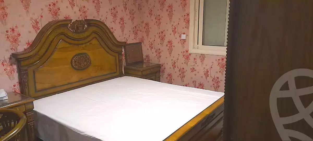 https://aqarmap.com.eg/en/listing/6788401-for-sale-cairo-6th-of-october-hadaeq-october-kmbwnd-fy-hdyq-ktwbr-ashgar-city