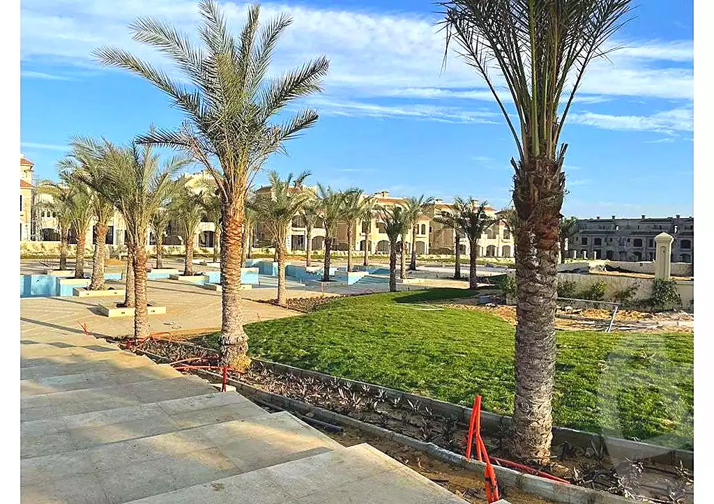 https://aqarmap.com.eg/en/listing/6788348-for-sale-cairo-new-administrative-capital-r4-la-vista-city