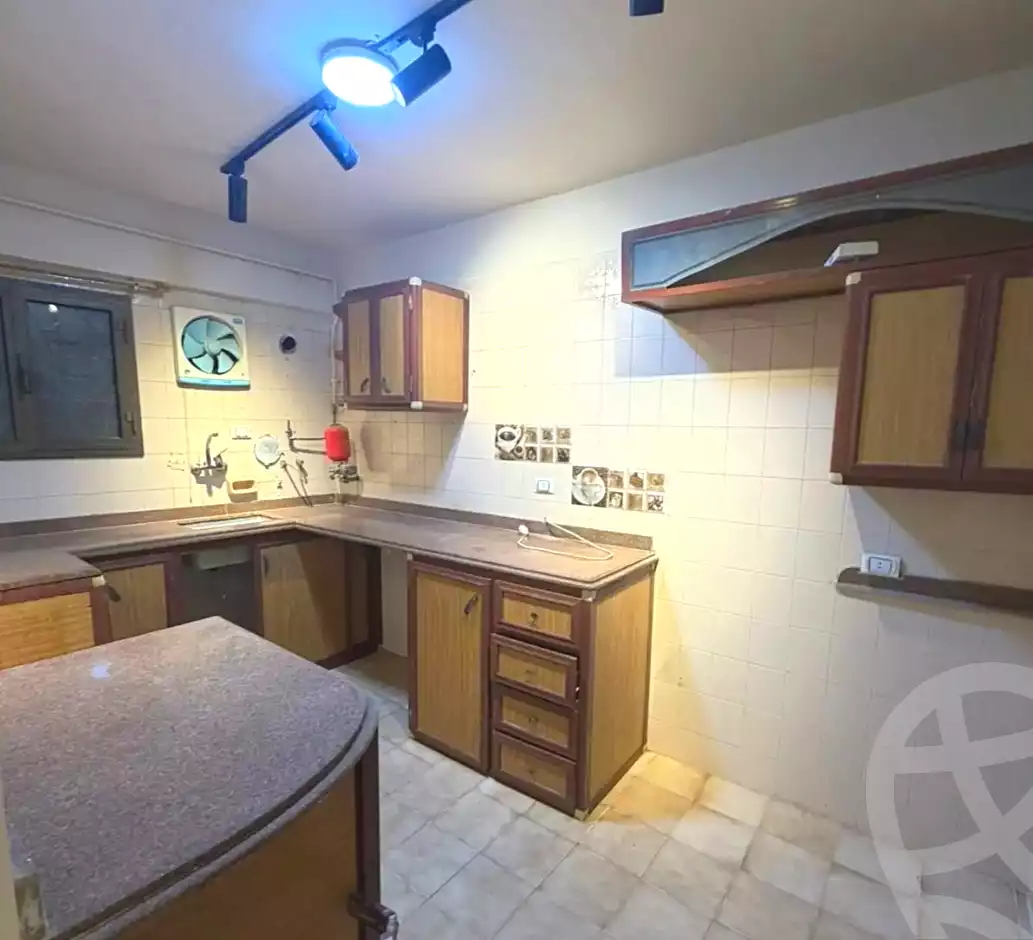 https://aqarmap.com.eg/en/listing/6788812-for-sale-alexandria-l-jmy-lbytsh-bianchiii