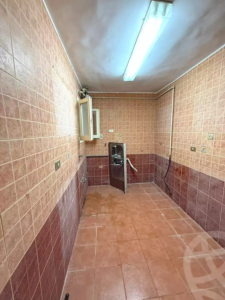 https://aqarmap.com.eg/en/listing/6789634-for-sale-alexandria-sydy-bshr-sydy-bshr-bhry-street-15