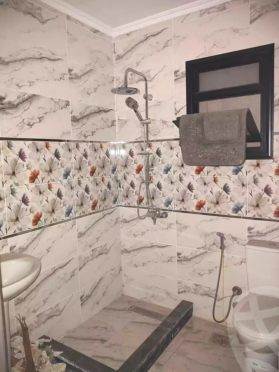 https://aqarmap.com.eg/ar/listing/6789676-for-sale-alexandria-sydy-bshr-sydy-bshr-bhry-khalil-hamada-st