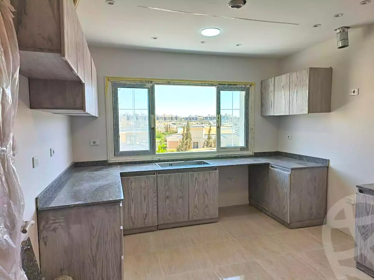 https://aqarmap.com.eg/ar/listing/6790547-for-rent-cairo-new-cairo-compounds-mountain-view-hyde-park
