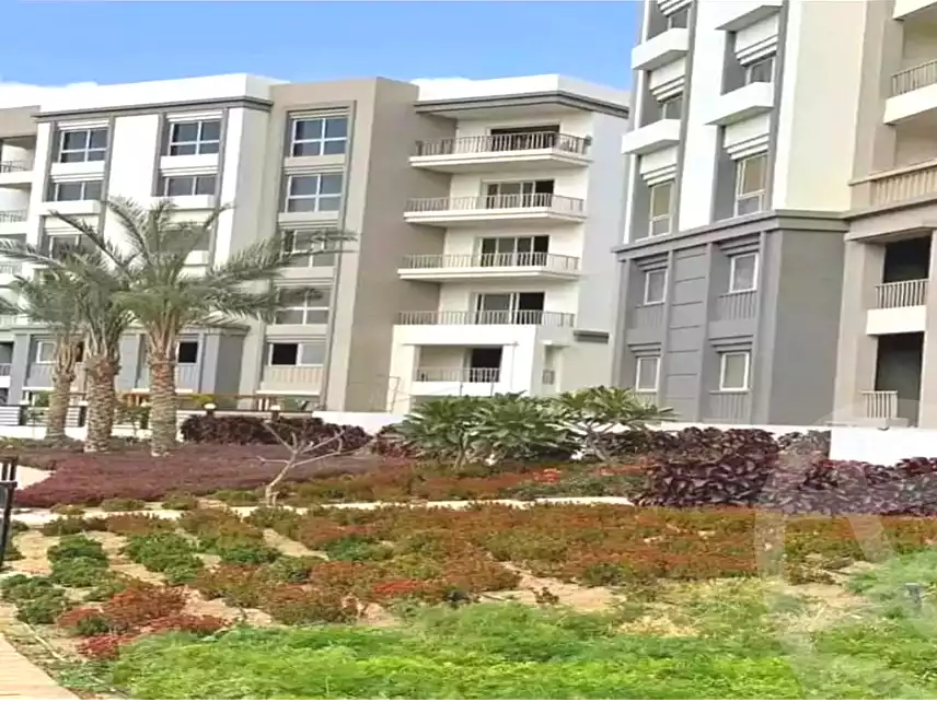 https://aqarmap.com.eg/en/listing/6790708-for-sale-cairo-new-cairo-compounds-garden-residence-hyde-park