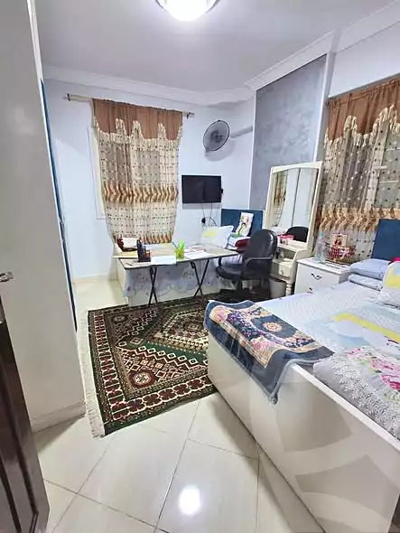 https://aqarmap.com.eg/ar/listing/6791850-for-sale-alexandria-l-jmy-lbytsh-ibrahim-othman-st