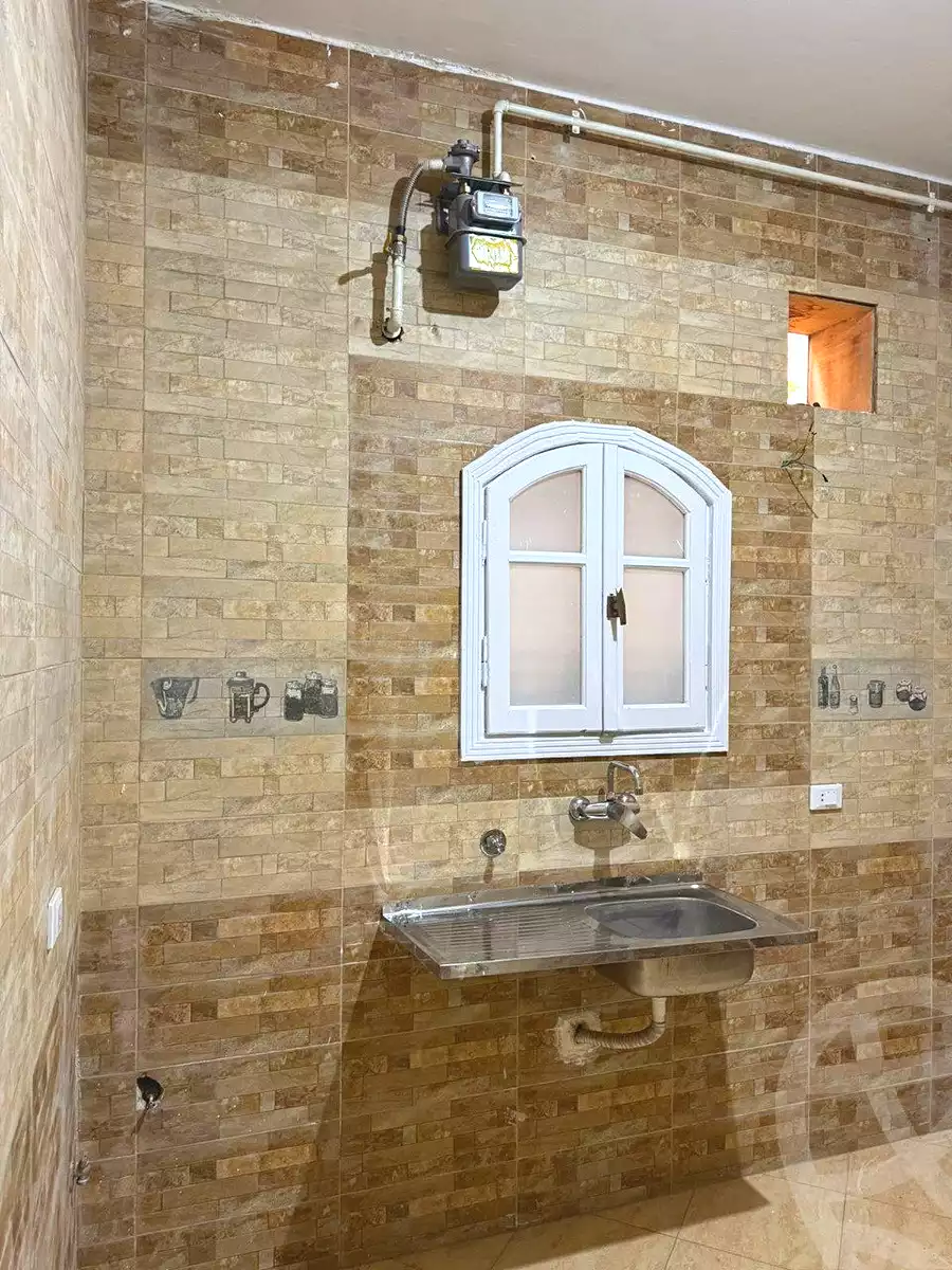 https://aqarmap.com.eg/ar/listing/6792375-for-rent-cairo-new-cairo-ganob-el-akadamiya-south-academy-a-zaid-ebn-haretha-st