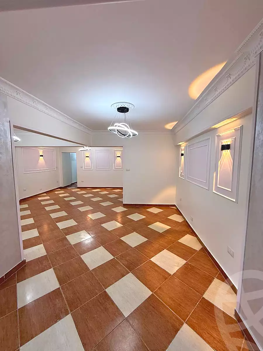 https://aqarmap.com.eg/ar/listing/6792459-for-sale-alexandria-el-asafra-l-sfr-bhry