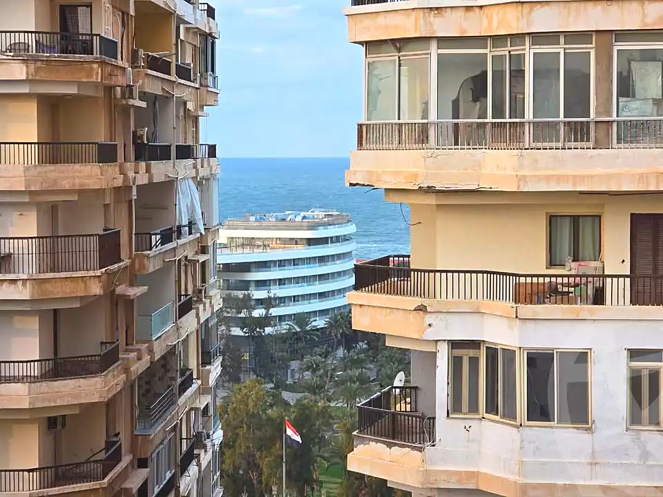 https://aqarmap.com.eg/en/listing/6792493-for-sale-alexandria-el-mandara-alex-el-mandara-bahri