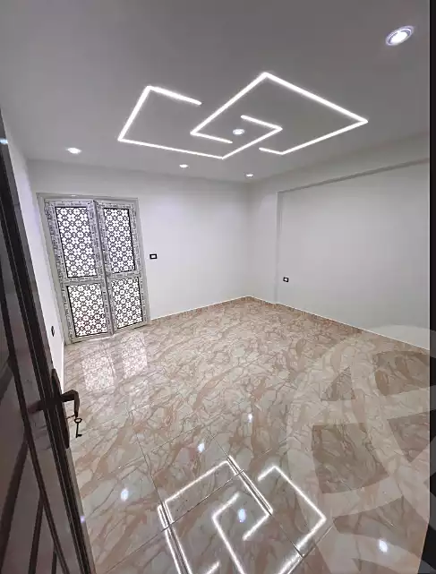 https://aqarmap.com.eg/en/listing/6792862-for-sale-alexandria-lsywf-el-falki