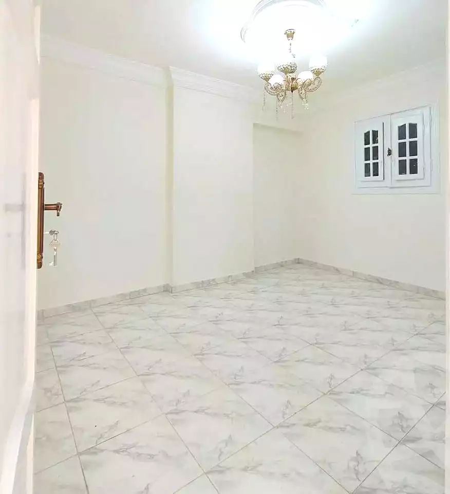 https://aqarmap.com.eg/ar/listing/6793453-for-sale-alexandria-moharram-bey-tryq-qn-lswys