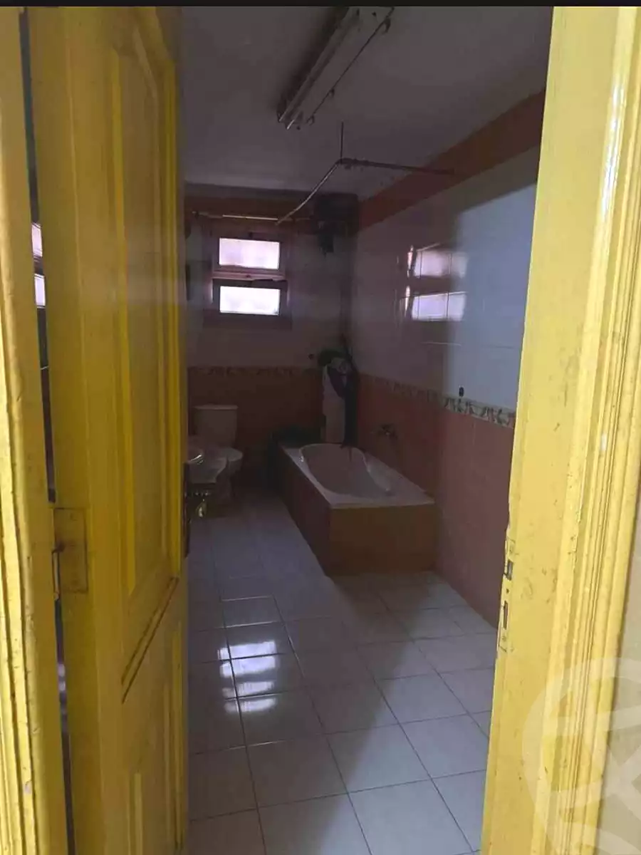 https://aqarmap.com.eg/ar/listing/6793527-for-sale-cairo-helwan-sherif-st