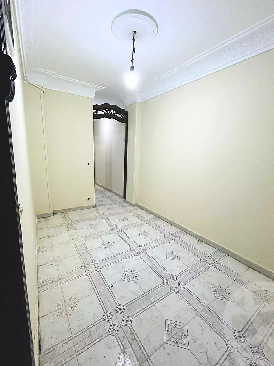 https://aqarmap.com.eg/en/listing/6794043-for-sale-alexandria-lsywf-el-falki