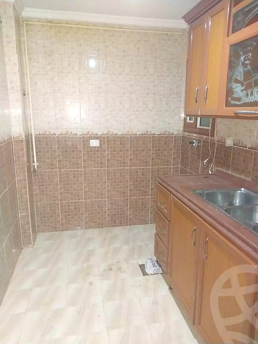 https://aqarmap.com.eg/en/listing/6794211-for-sale-alexandria-lsywf-el-falki