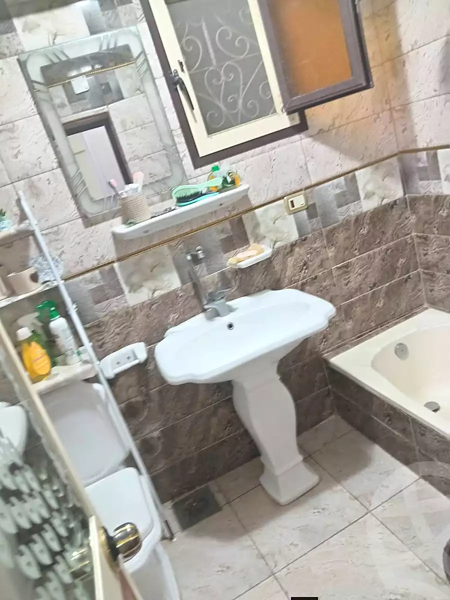 https://aqarmap.com.eg/ar/listing/6796003-for-sale-alexandria-bahray-el-anfoshy