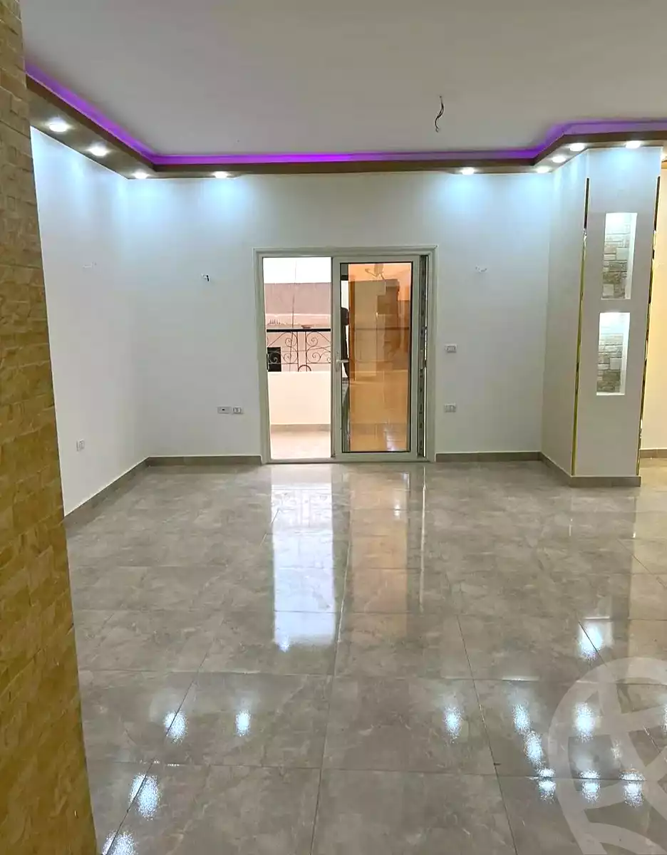 https://aqarmap.com.eg/ar/listing/6796086-for-sale-cairo-helwan-hadayek-helwan-nile-corniche-st