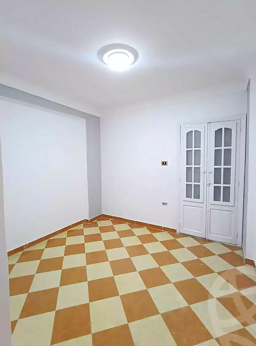 https://aqarmap.com.eg/en/listing/6796663-for-sale-alexandria-lsywf-el-falki