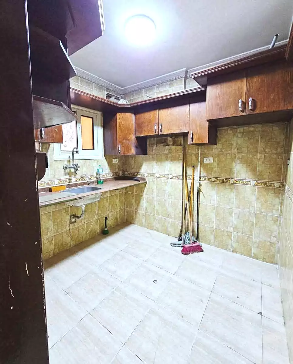 https://aqarmap.com.eg/ar/listing/6796906-for-sale-alexandria-miami-45-street